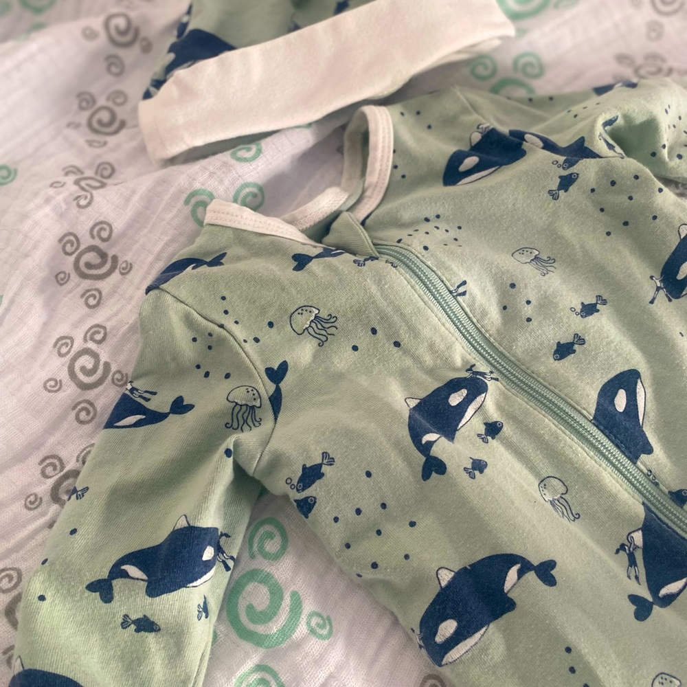 Boys 3 m orca sleeper with matching hat set